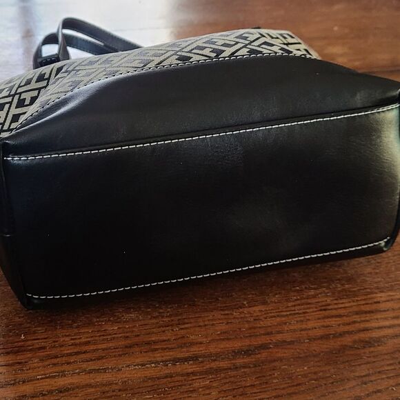 Tommy Hilfiger Gray Logo Bag - Picture 5 of 7